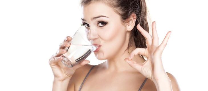 Farmacia Roma Est Bere Acqua